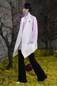 Look 18