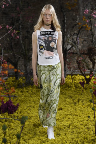Look 19