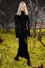 Look 24