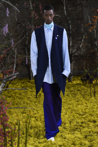 Look 60
