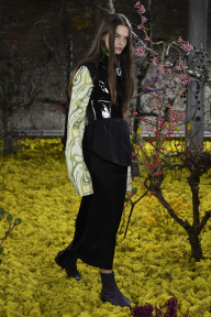 Look 64