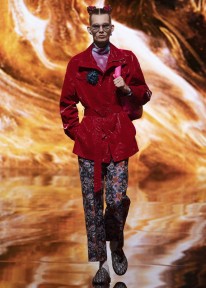 Look 16