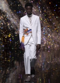 Look 18