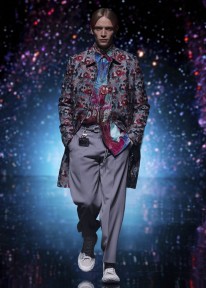 Look 25