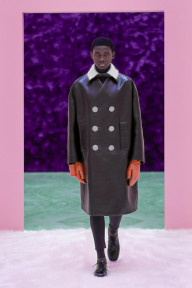 Look 16