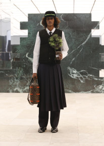 Look 30