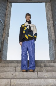 Look 18