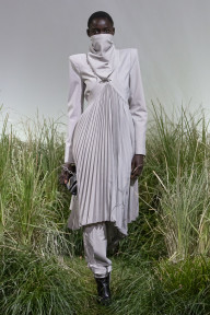 Look 9