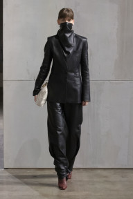 Look 12