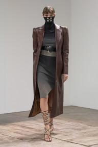 Look 26