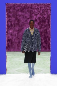 Look 18