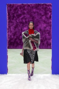 Look 25