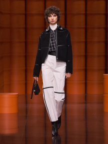 Look 3