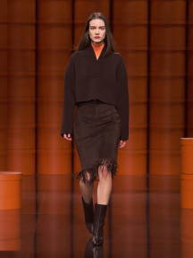 Look 15
