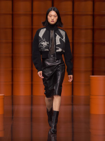 Look 19