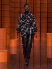Look 26