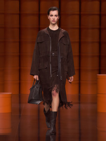 Look 44