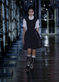 Look 3