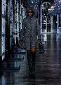 Look 4