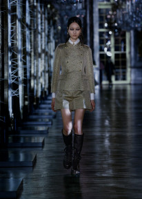 Look 48