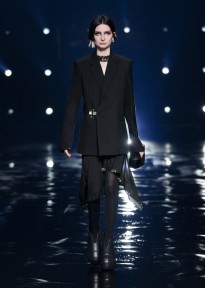 Look 1