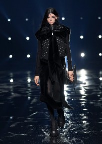 Look 18