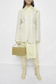 Look 10