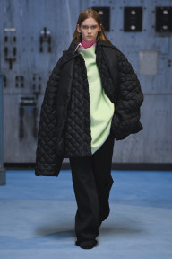 Look 3