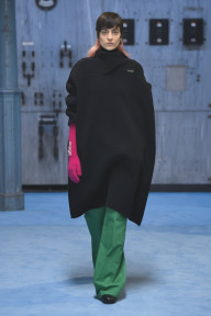 Look 16