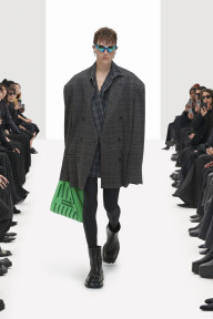Look 10