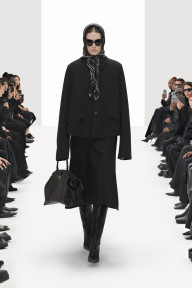 Look 17