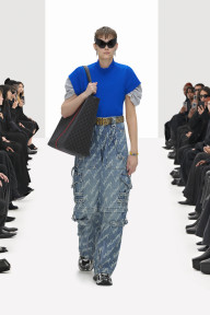 Look 25